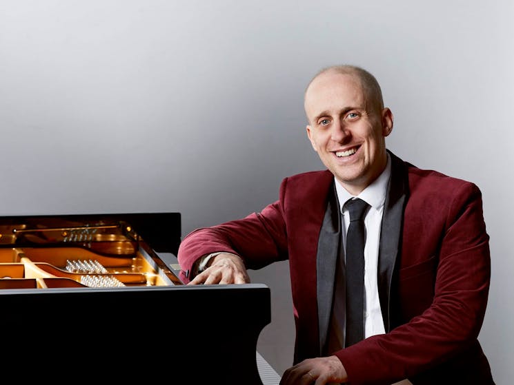 Simon Tedeschi pianist