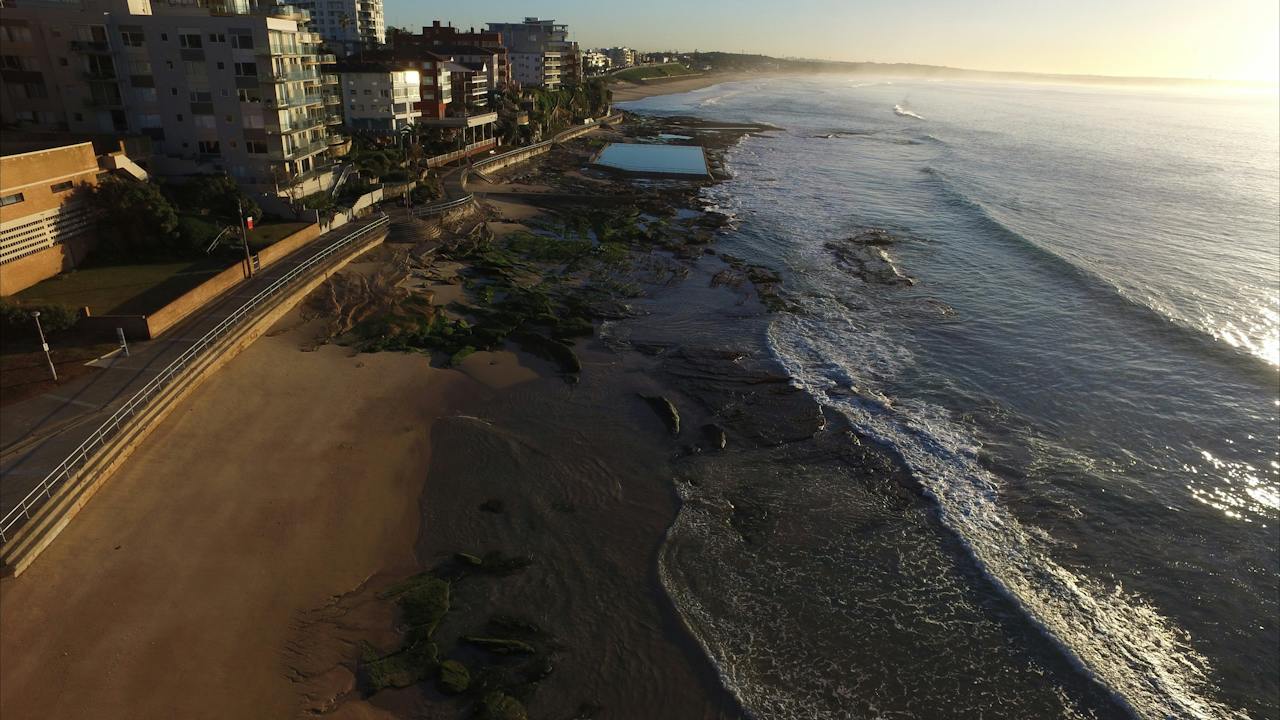 Cronulla Beach and rock pool