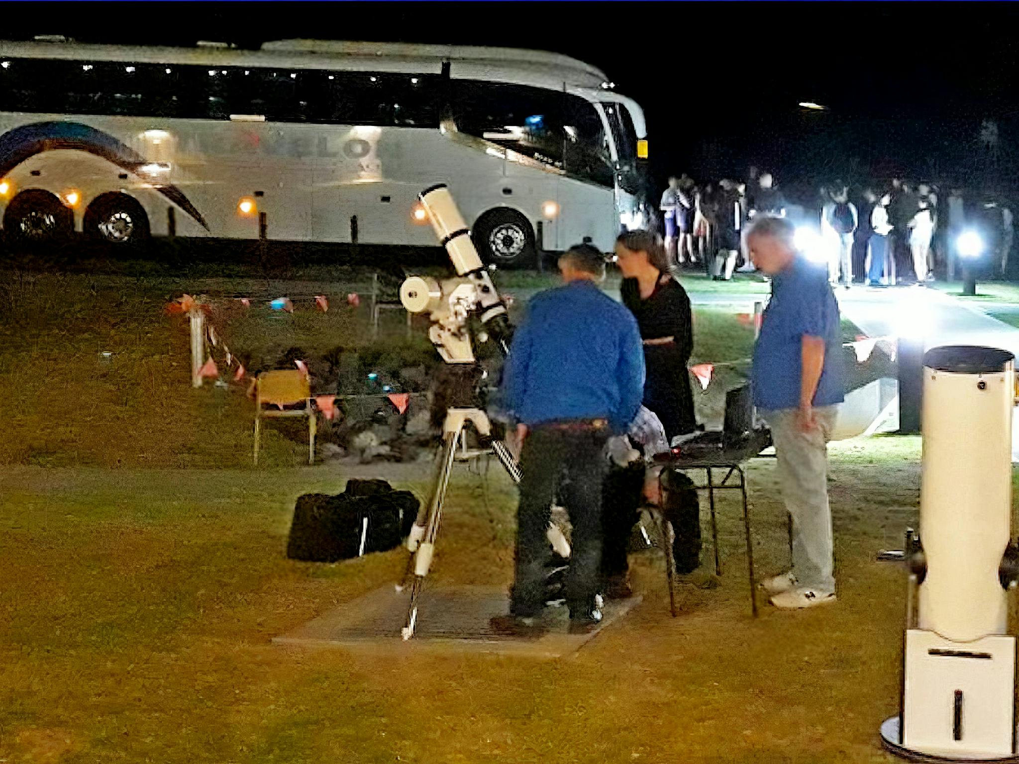 We cater for Coach & School group event nights as well as clubs, private group and family functions