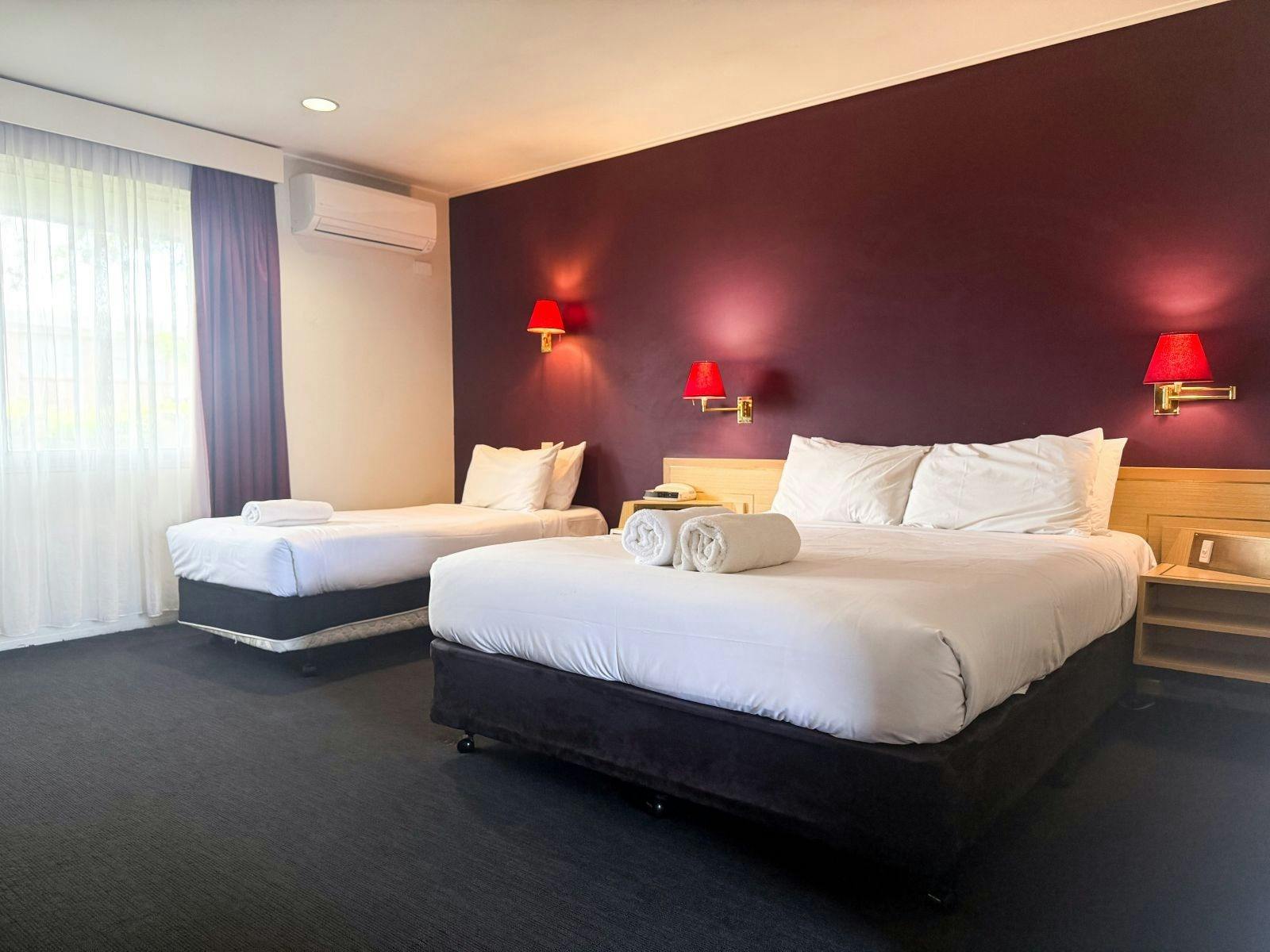 Standard Twin Room