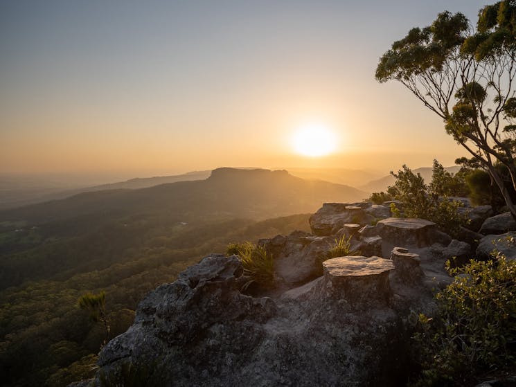 Sunset at Drawing Room Rocks