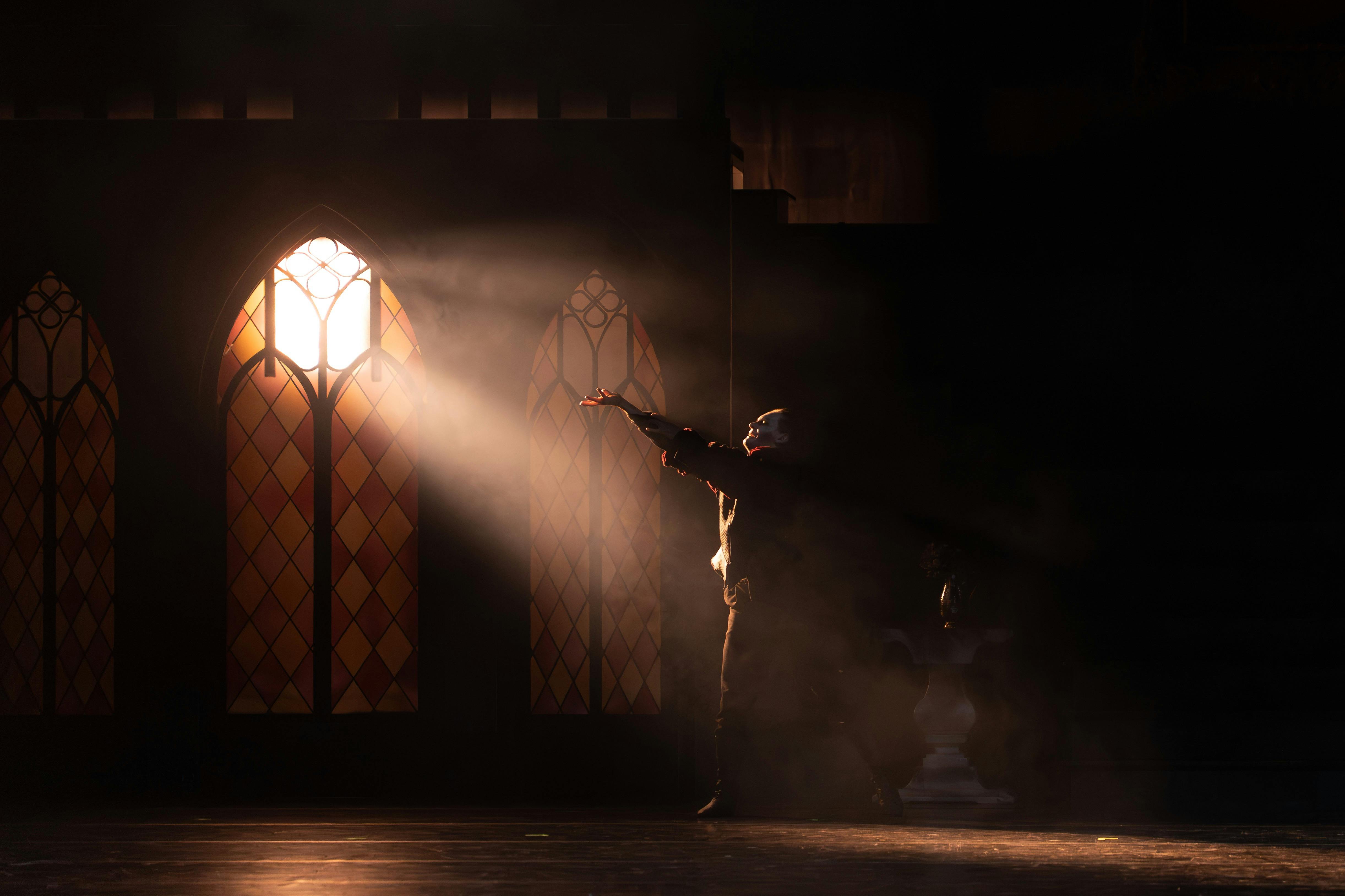 Dracula: Ballet at its Darkest