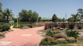 Henricks Park