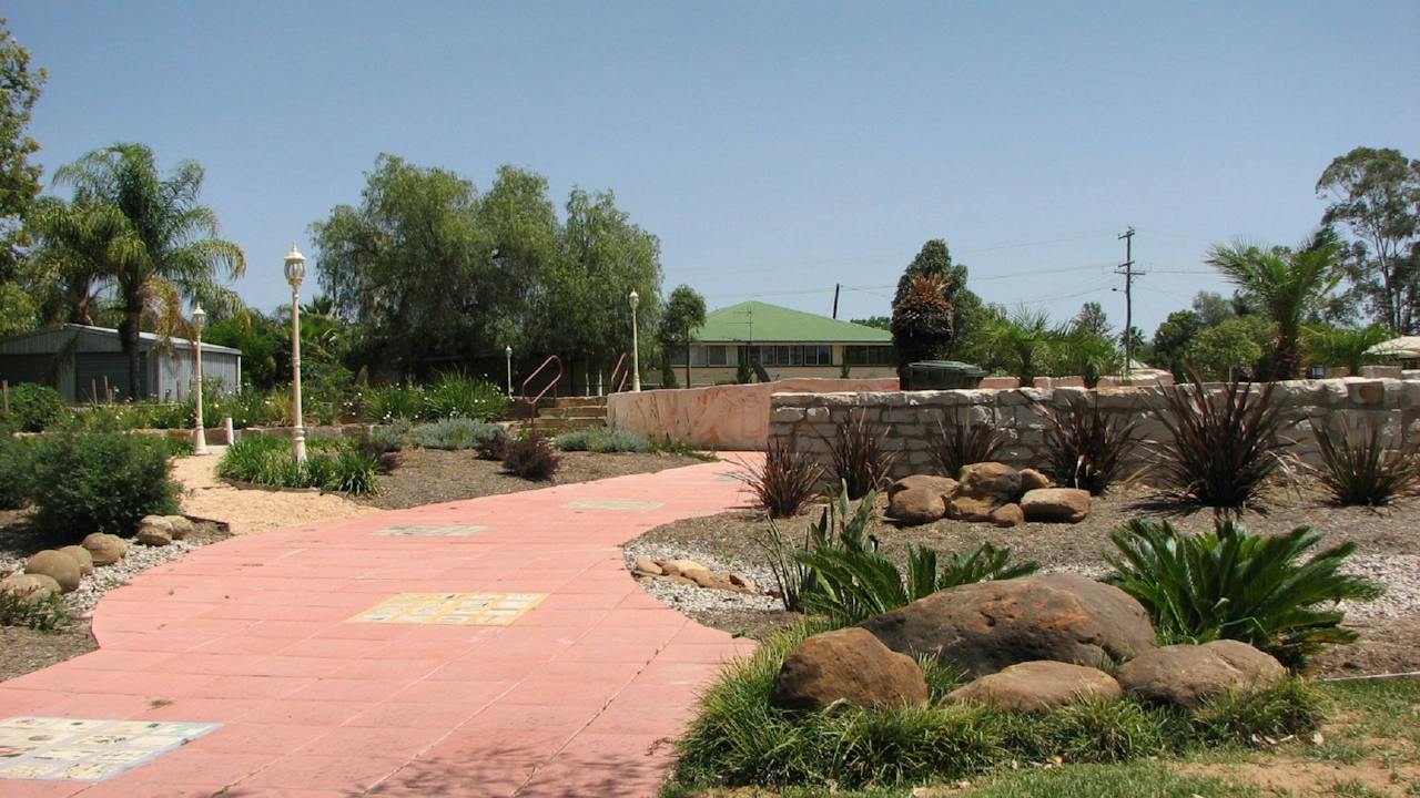 Henricks park Gardens