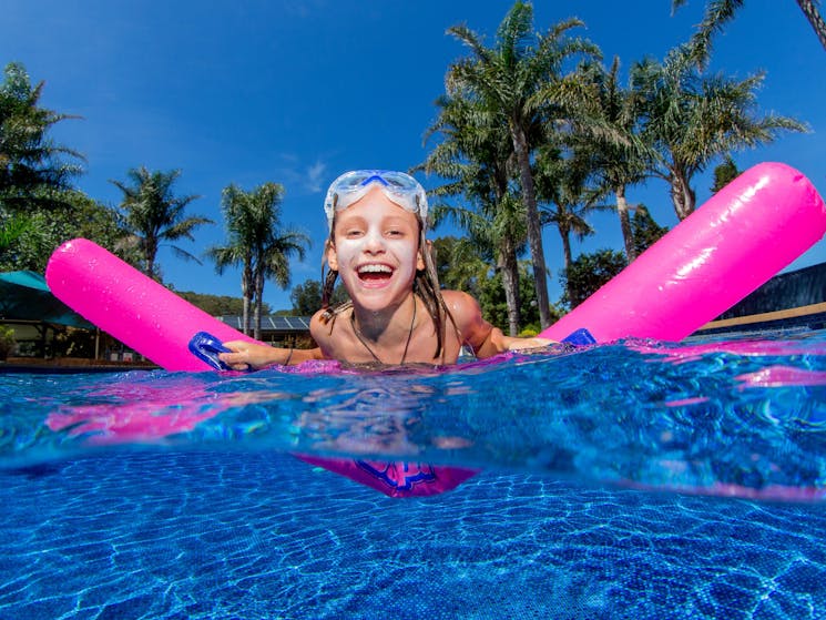 Barlings Beach Holiday Park Tomakin resort style swimming pool