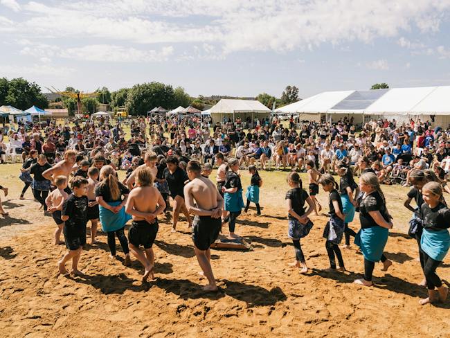 Cultural Dance Group at Yandarra