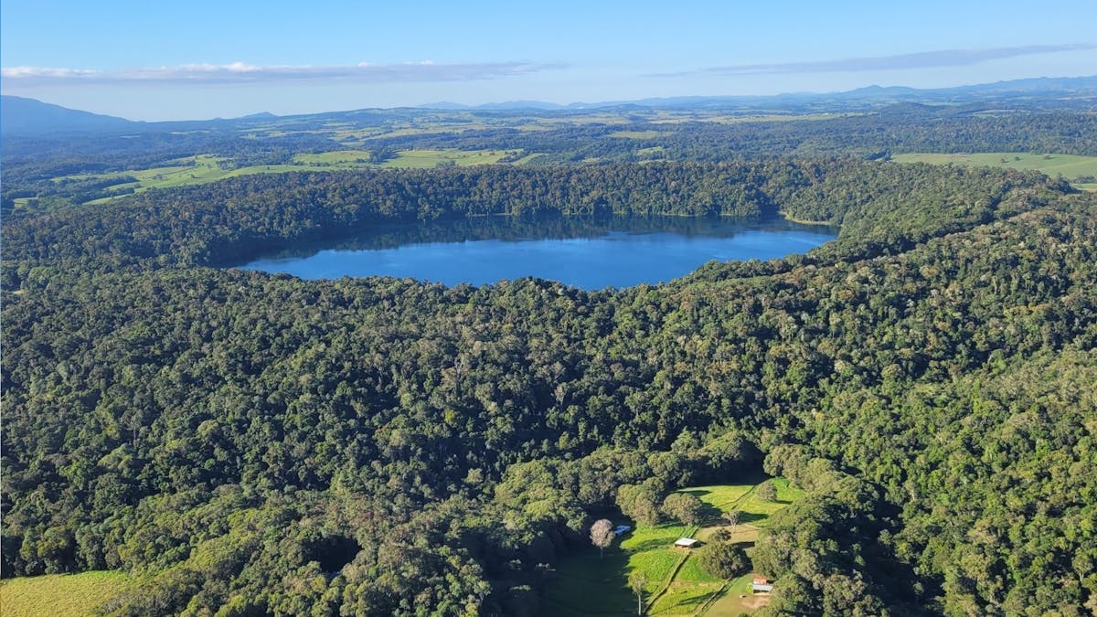 Crater-Lake Barrine