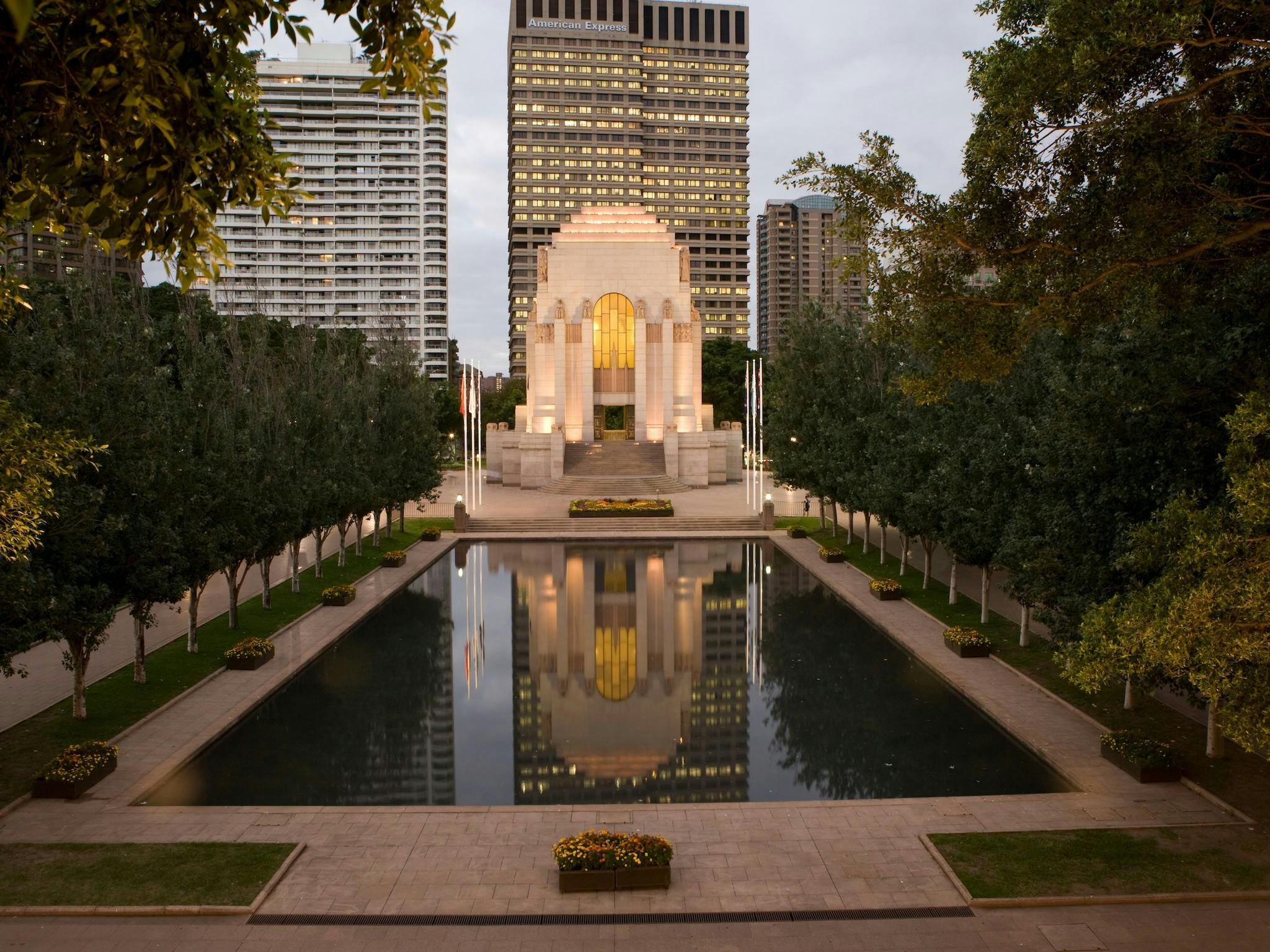 Lookin south towards the  Pool of Reflection and the Memorial at dusk