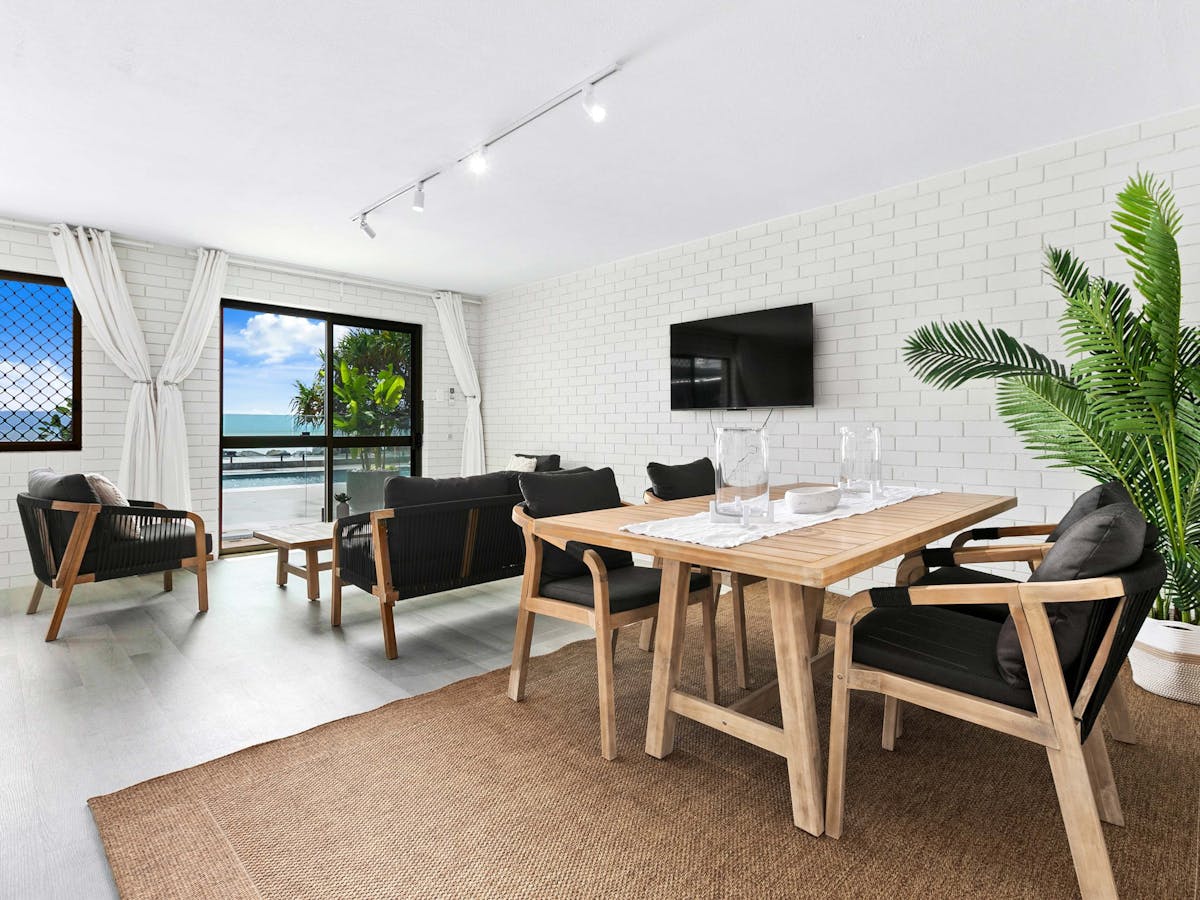 Lounge, dining, kitchen