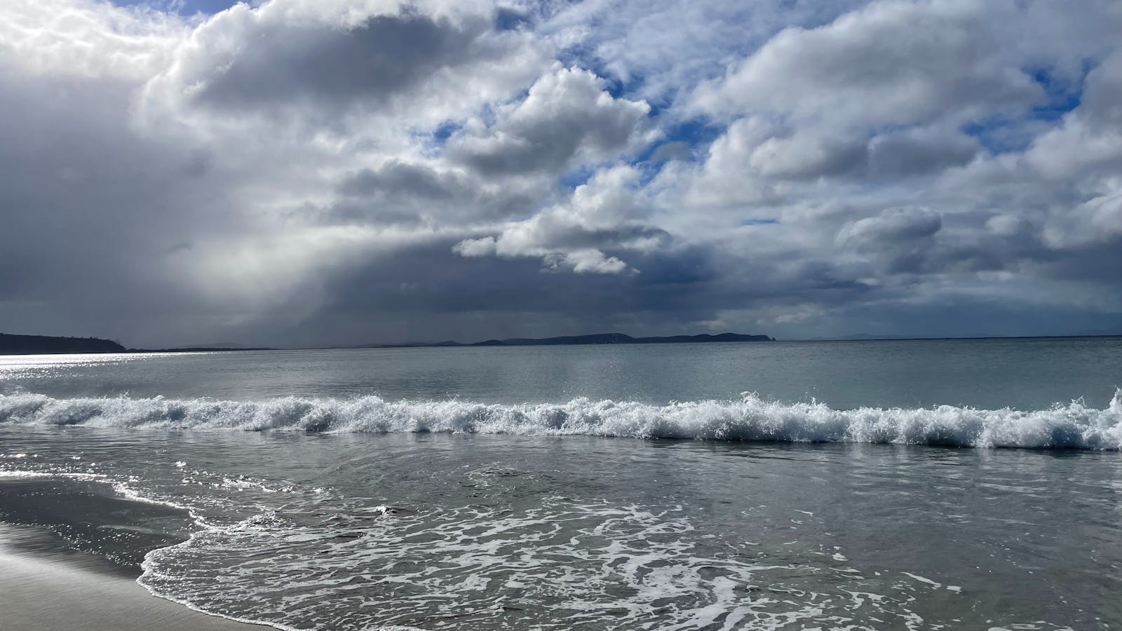 Walk to Yoga - Adventure Bay