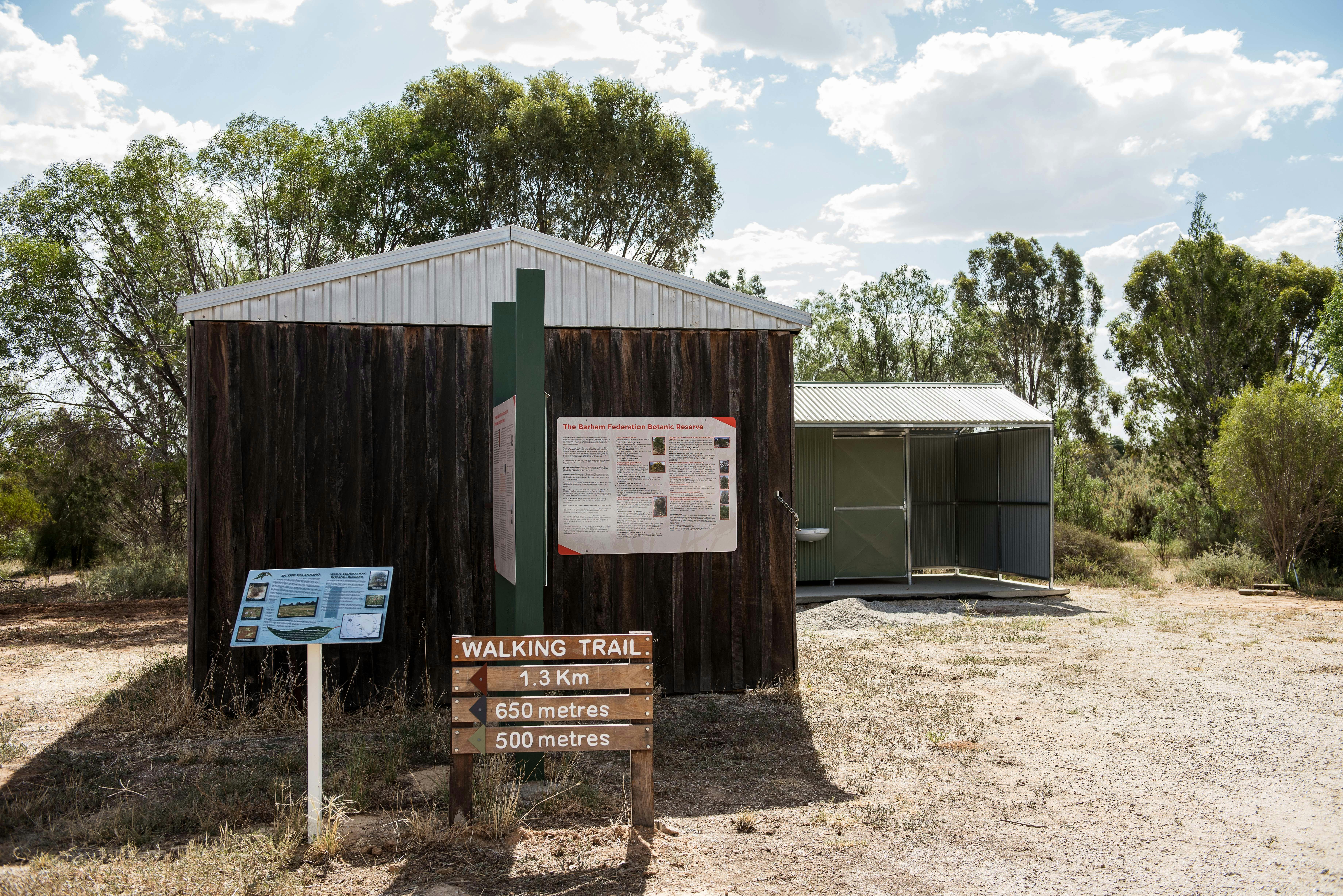 Walking trails Barham Reserve