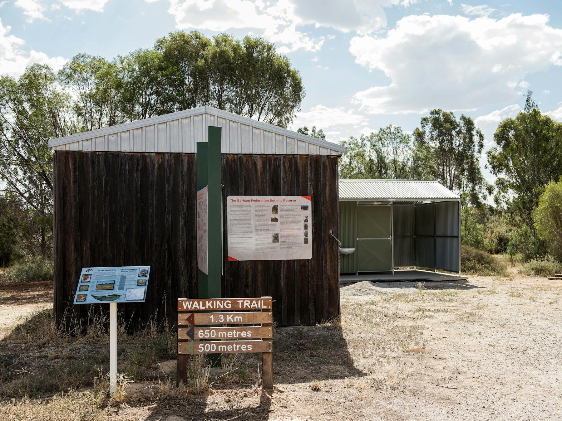 Walking trails Barham Reserve