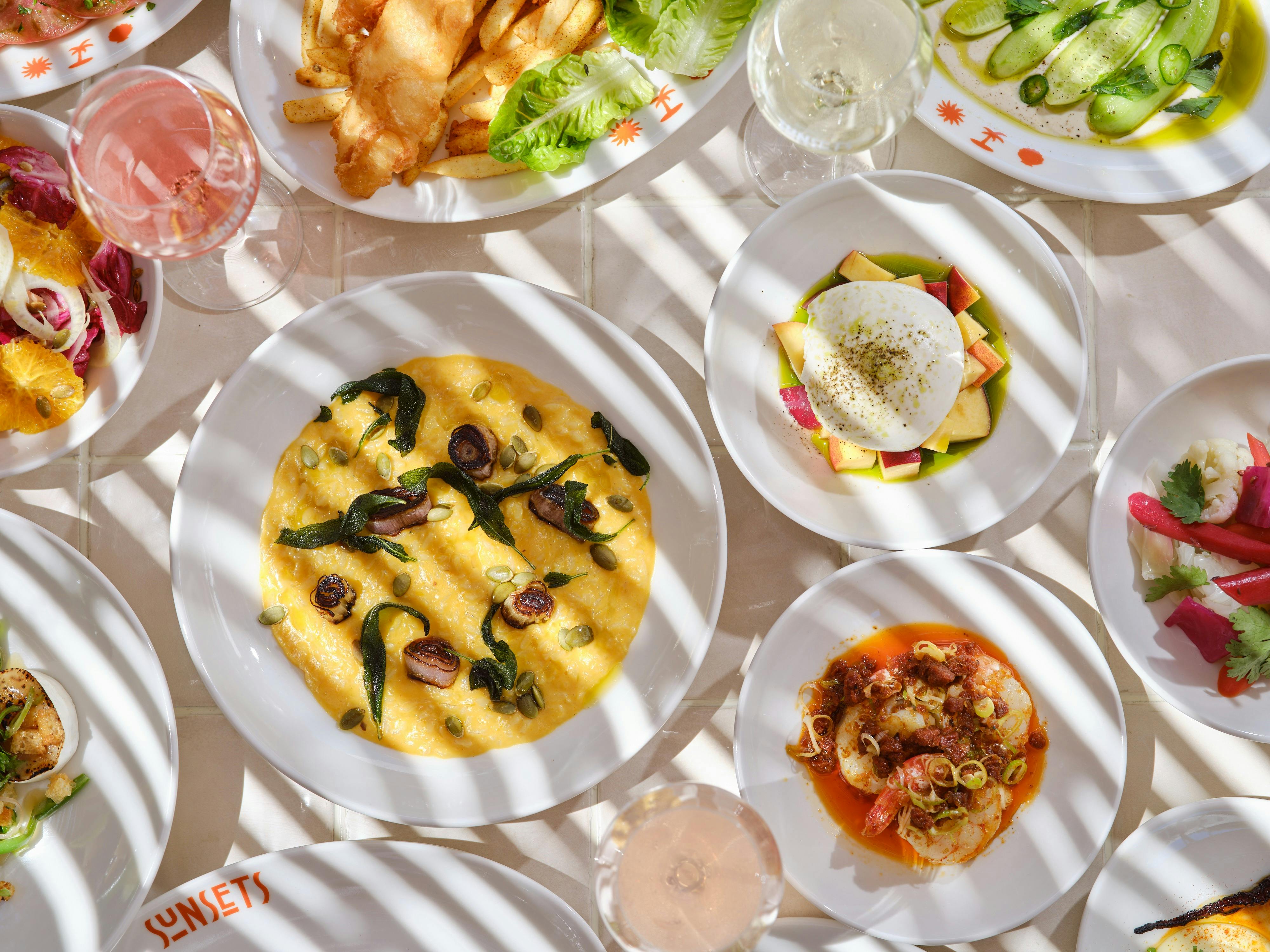 Sunsets Bar & Dining