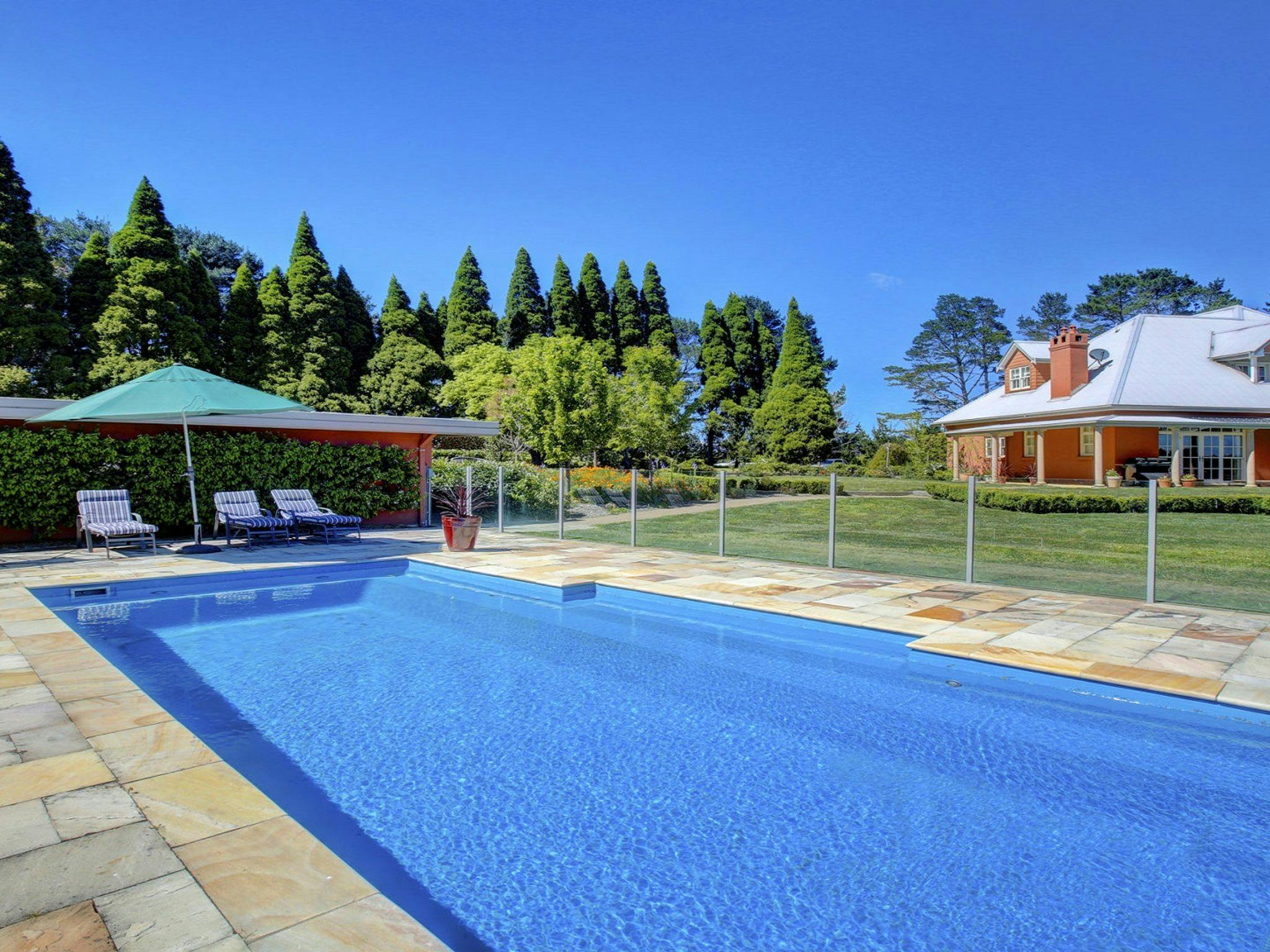 Iona Park NSW Holidays & Things to Do, Attractions and