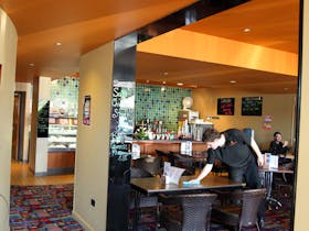 O’Shea’s Royal Hotel