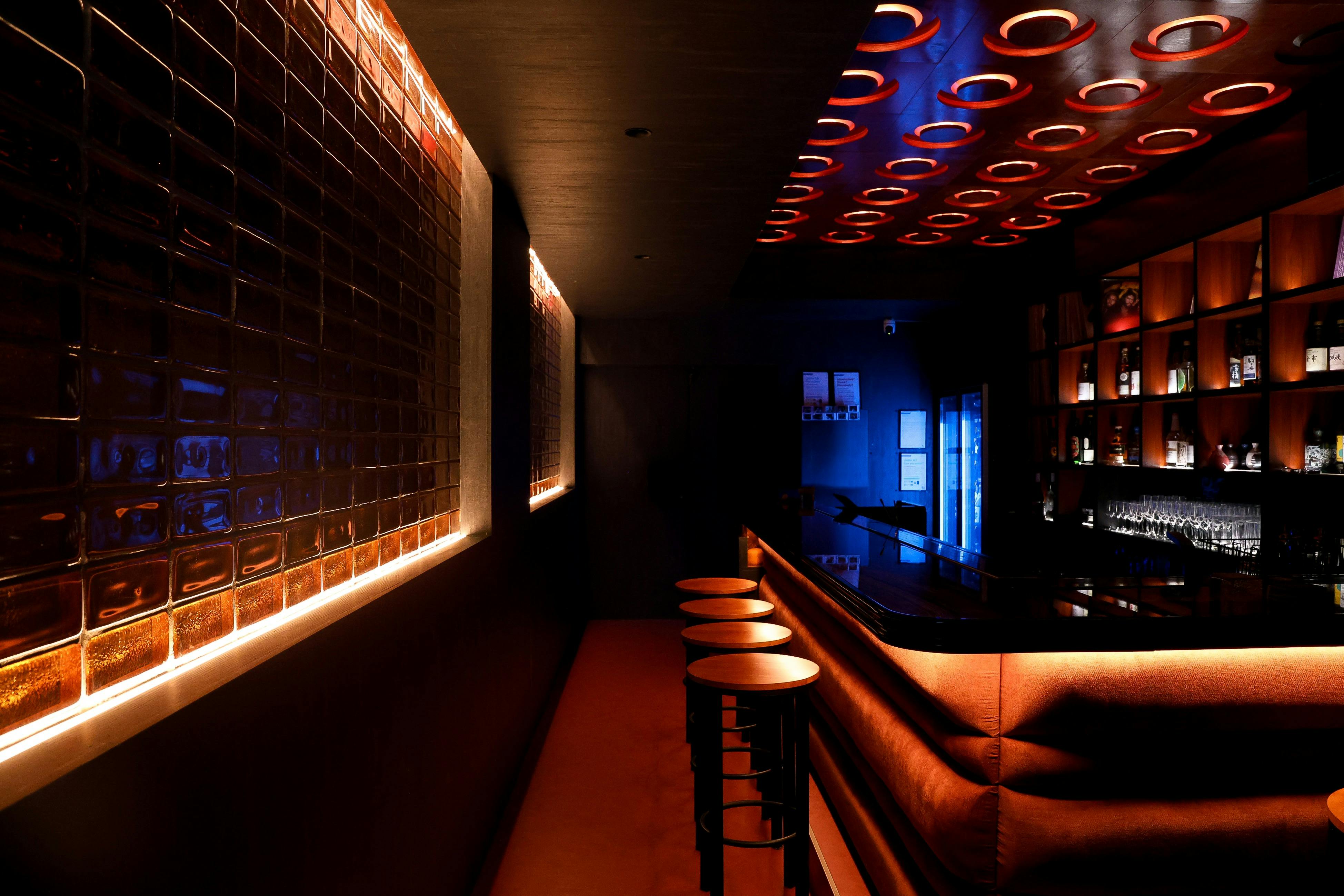 Bar Selecta Hawthorn - Main listening  bar
