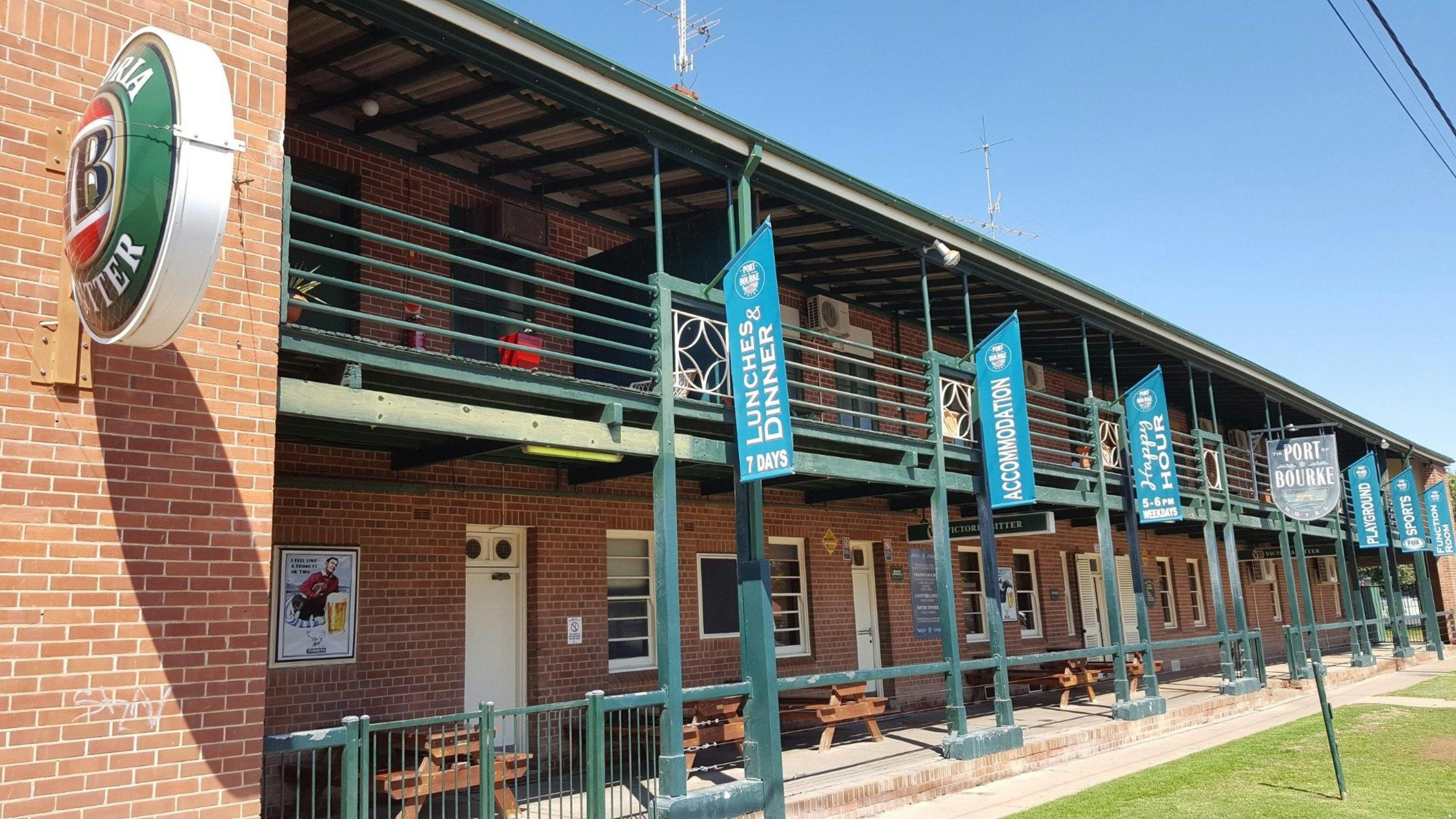 The Port Of Bourke Hotel | NSW Holidays & Accommodation, Things to Do