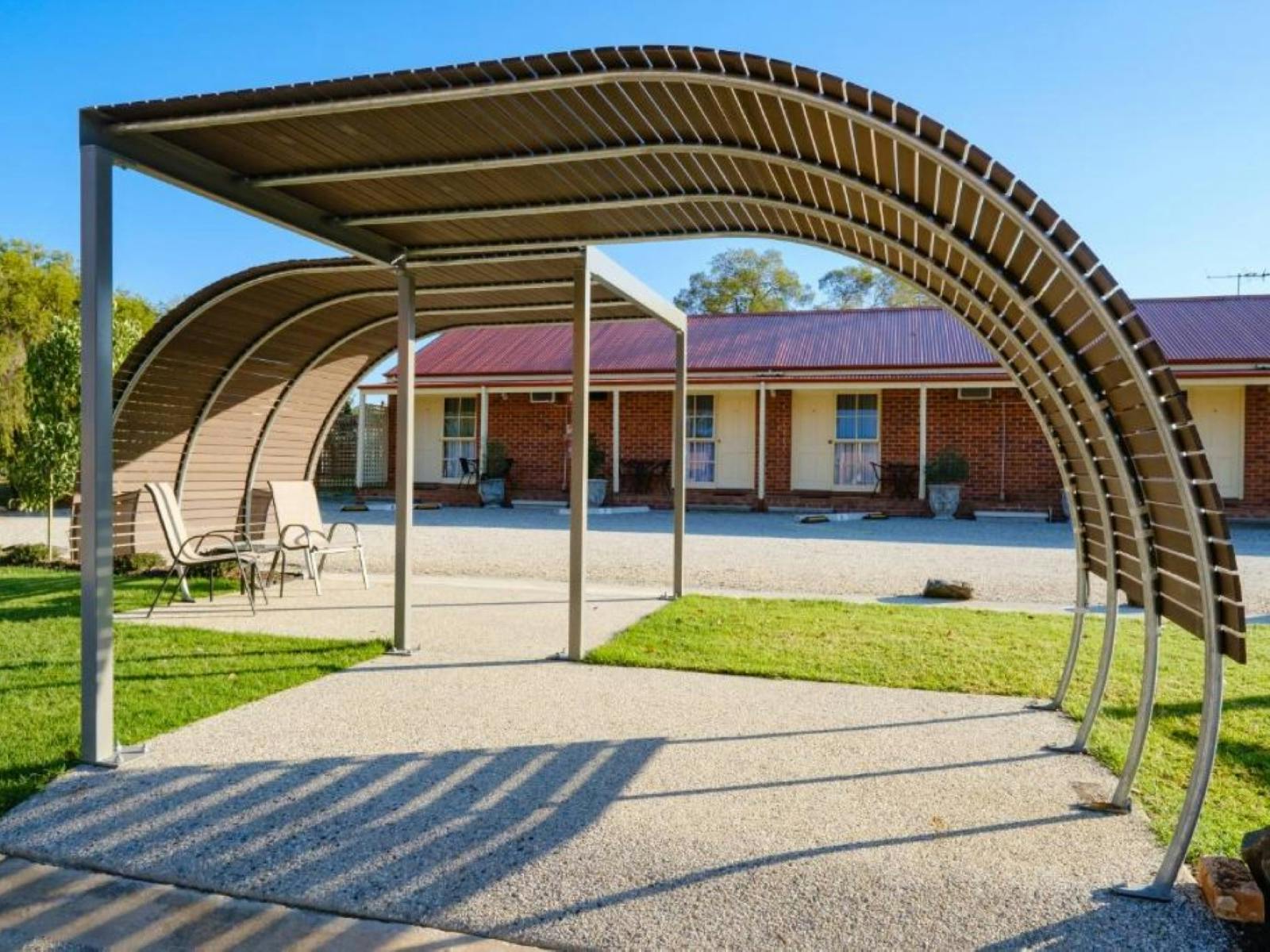Picture showing optional outdoor seating and gathering place.