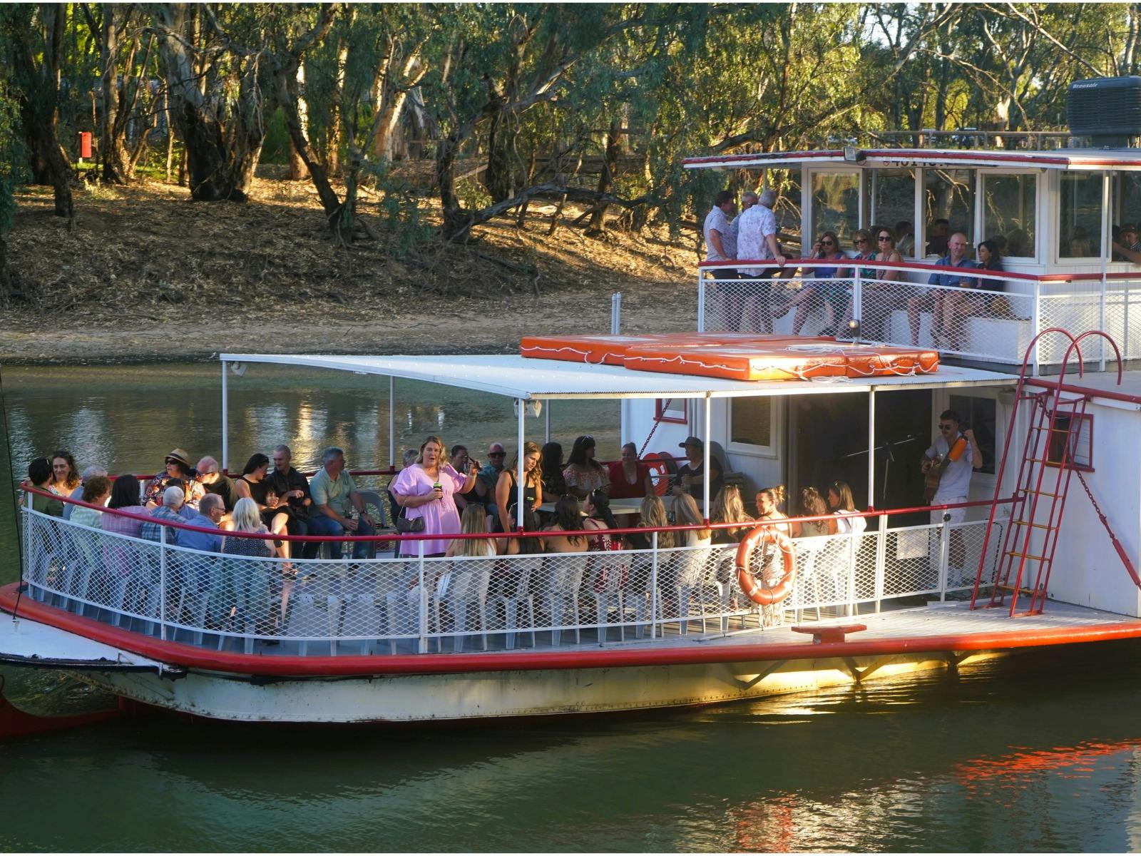 Cruise, murray river