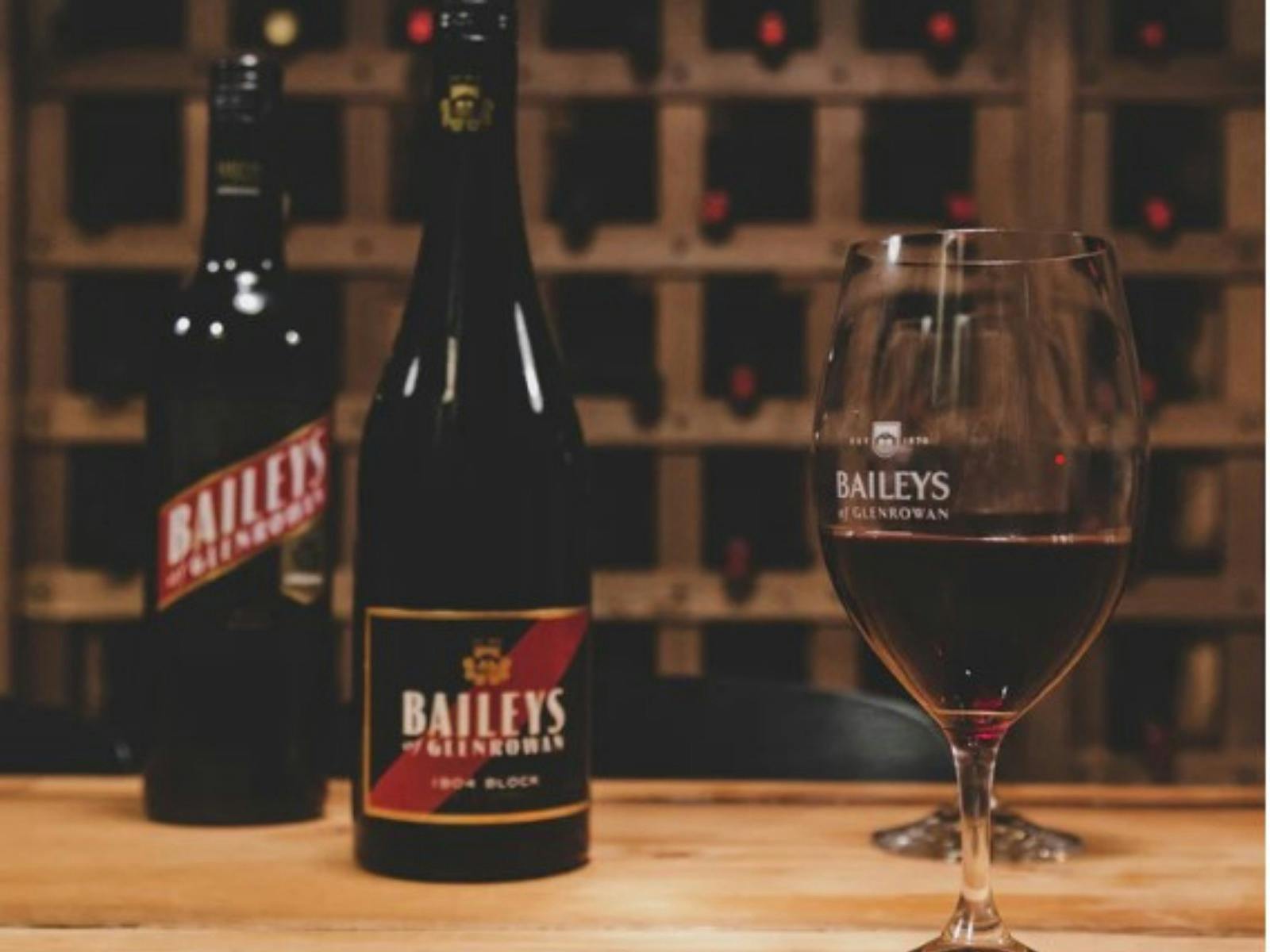 images of bottles of wine and glass