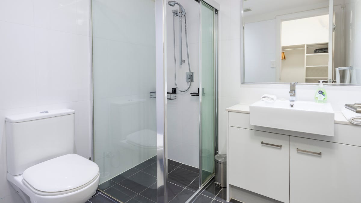 Ensuite