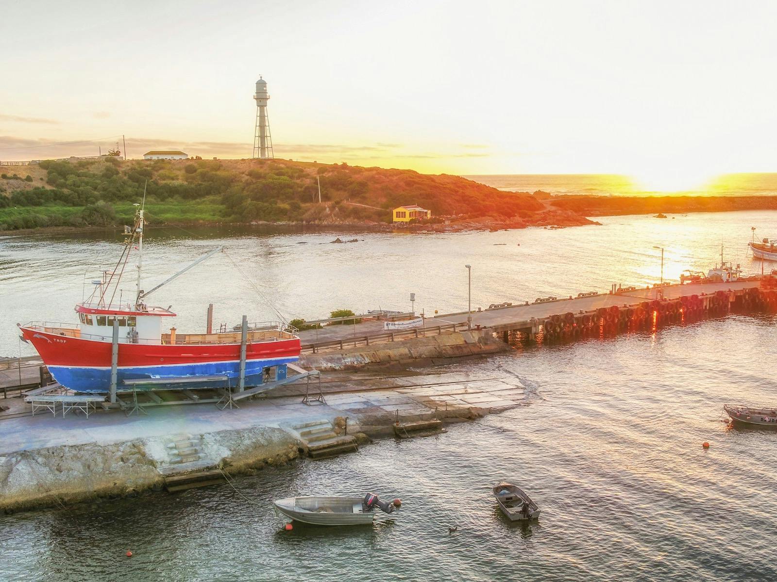 Currie Harbour, King Island