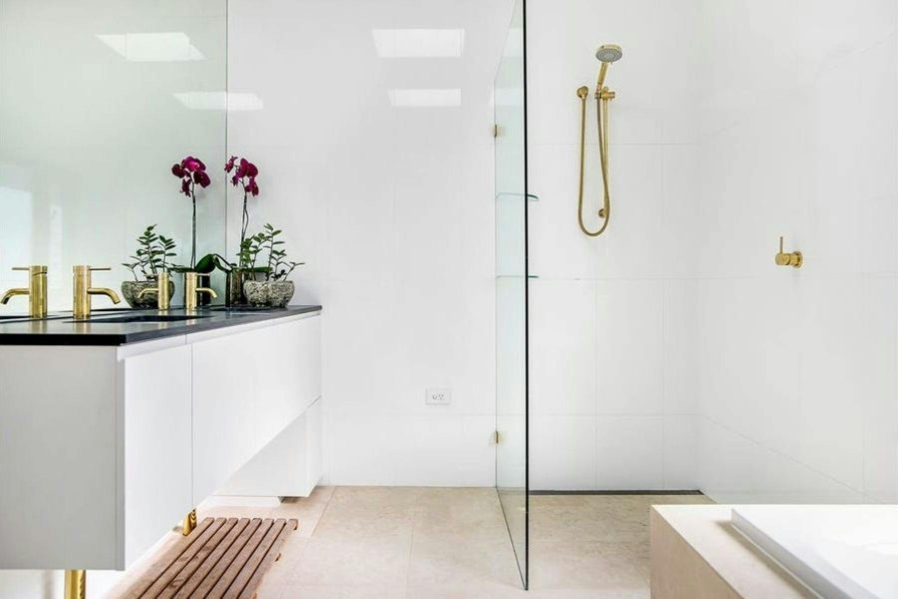 bronte accommodation villa
