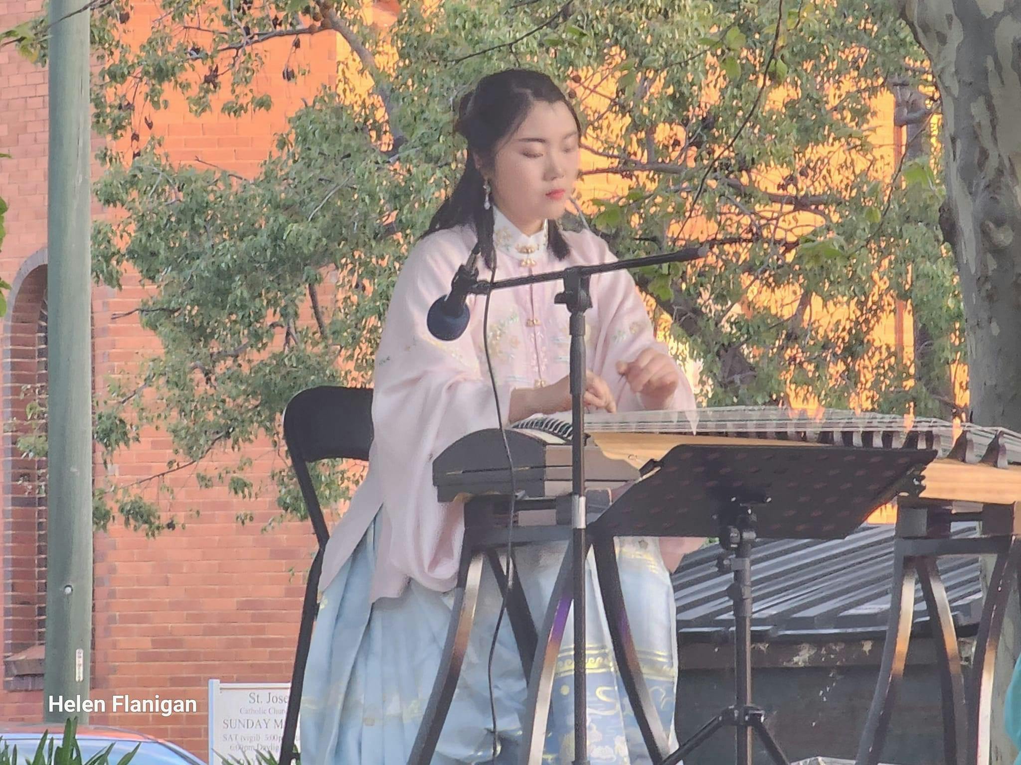 Guzheng musicians from Canberra performing at Leeton Moon Fest