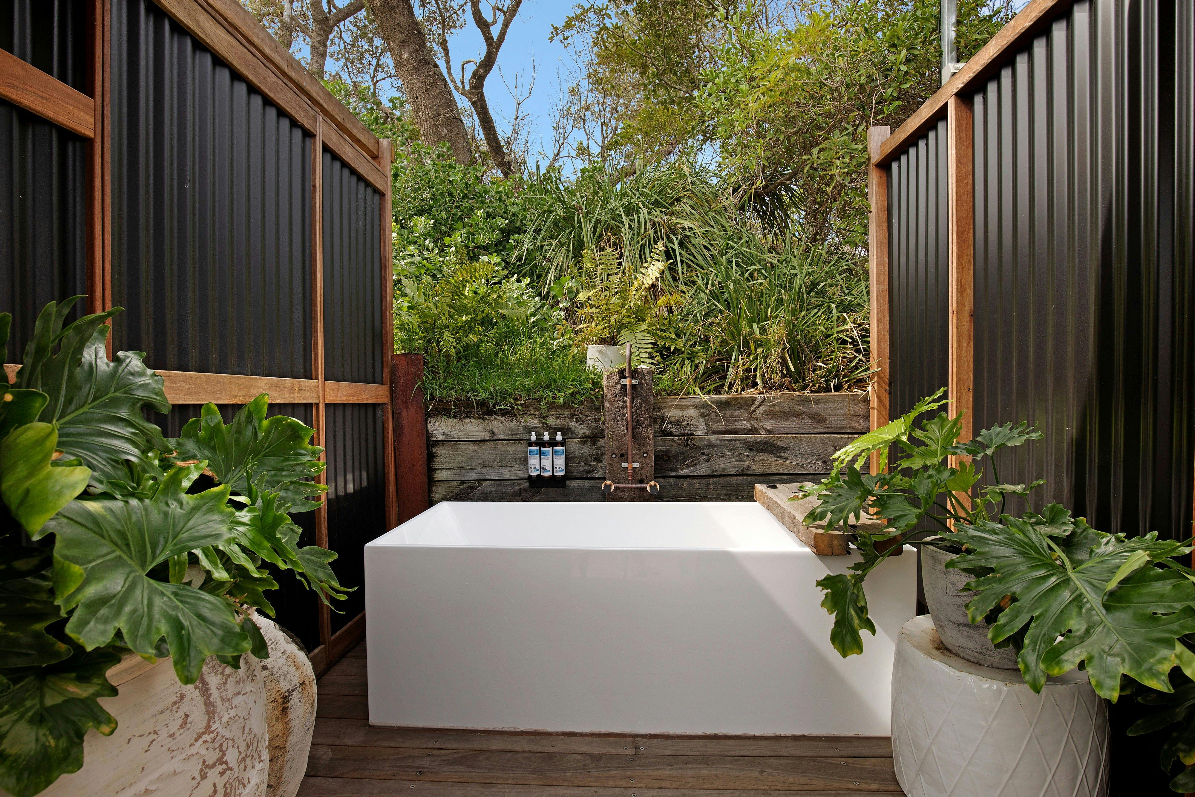 The Cove Jervis Bay - Outdoor Luxe Bath