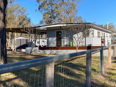 cottage front at boundary fence cottage front at boundary fence