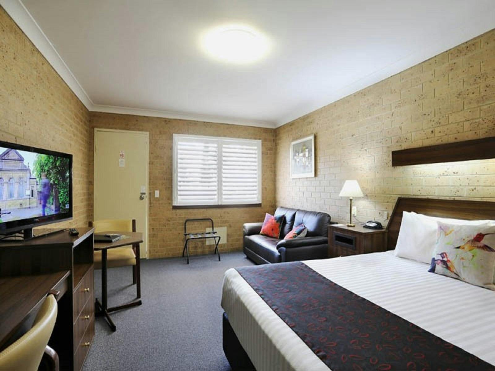 Executive Queen Room