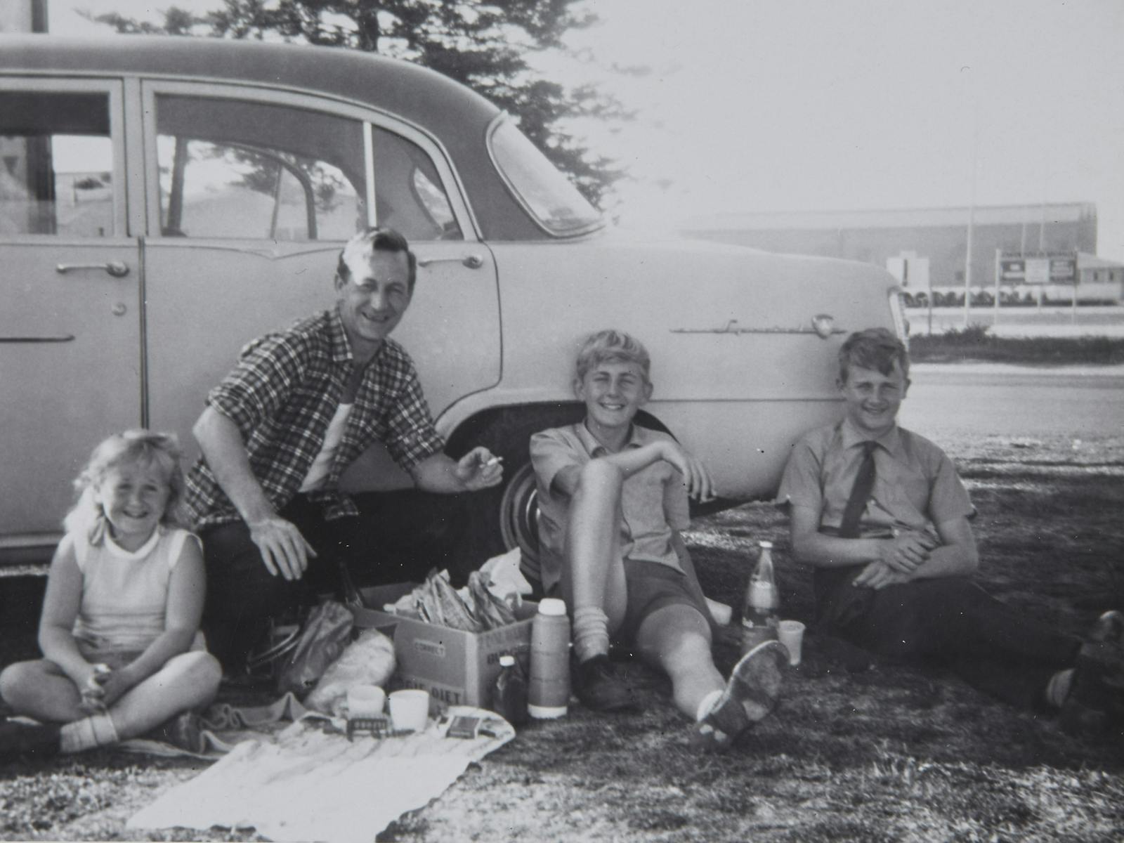 Image for British Migrants: Instant Australians?