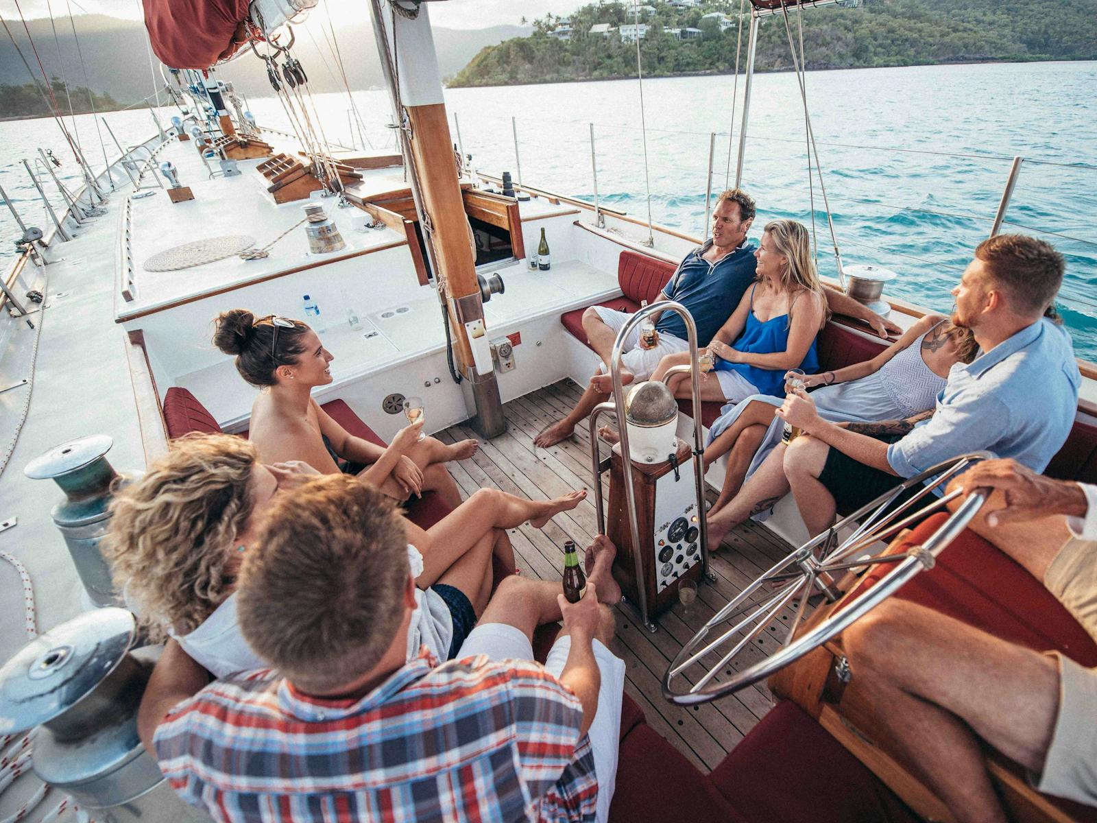 Lady Enid Sailing - Iconic Whitsunday Adventures
