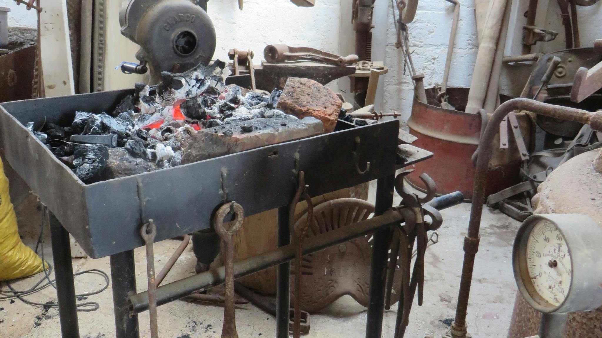 Portable forge