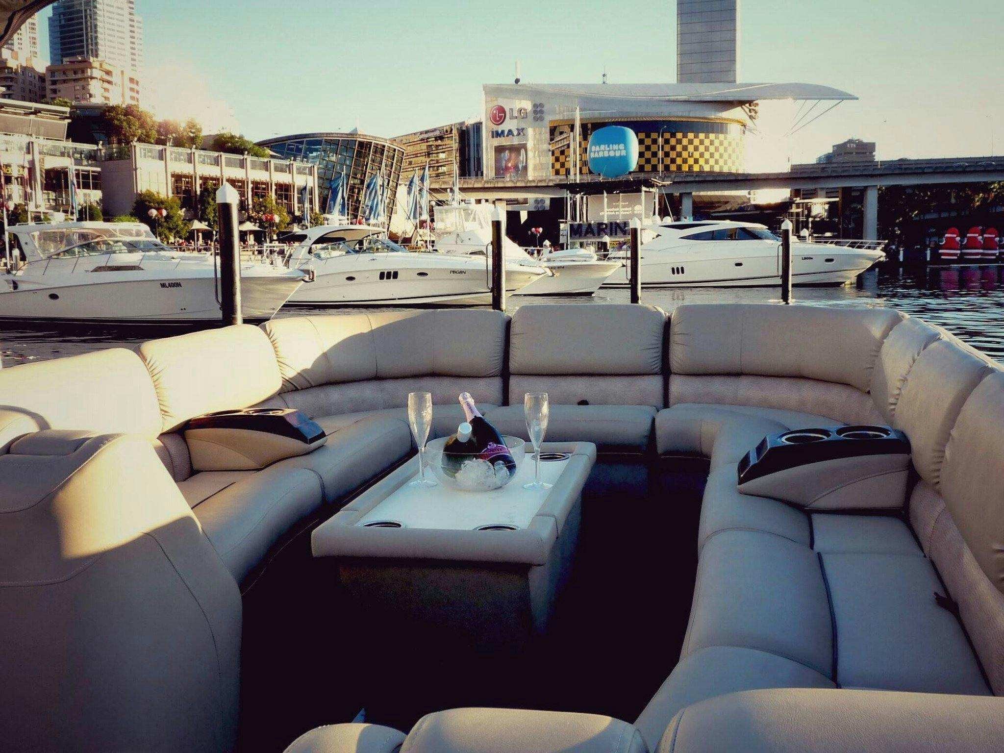 Ucruise Sydney Luxury Floating Lounge