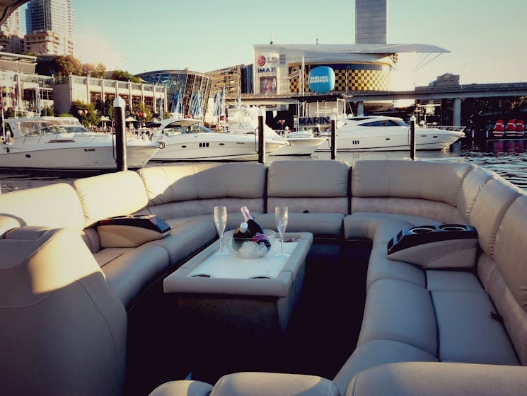 Ucruise Sydney Luxury Floating Lounge