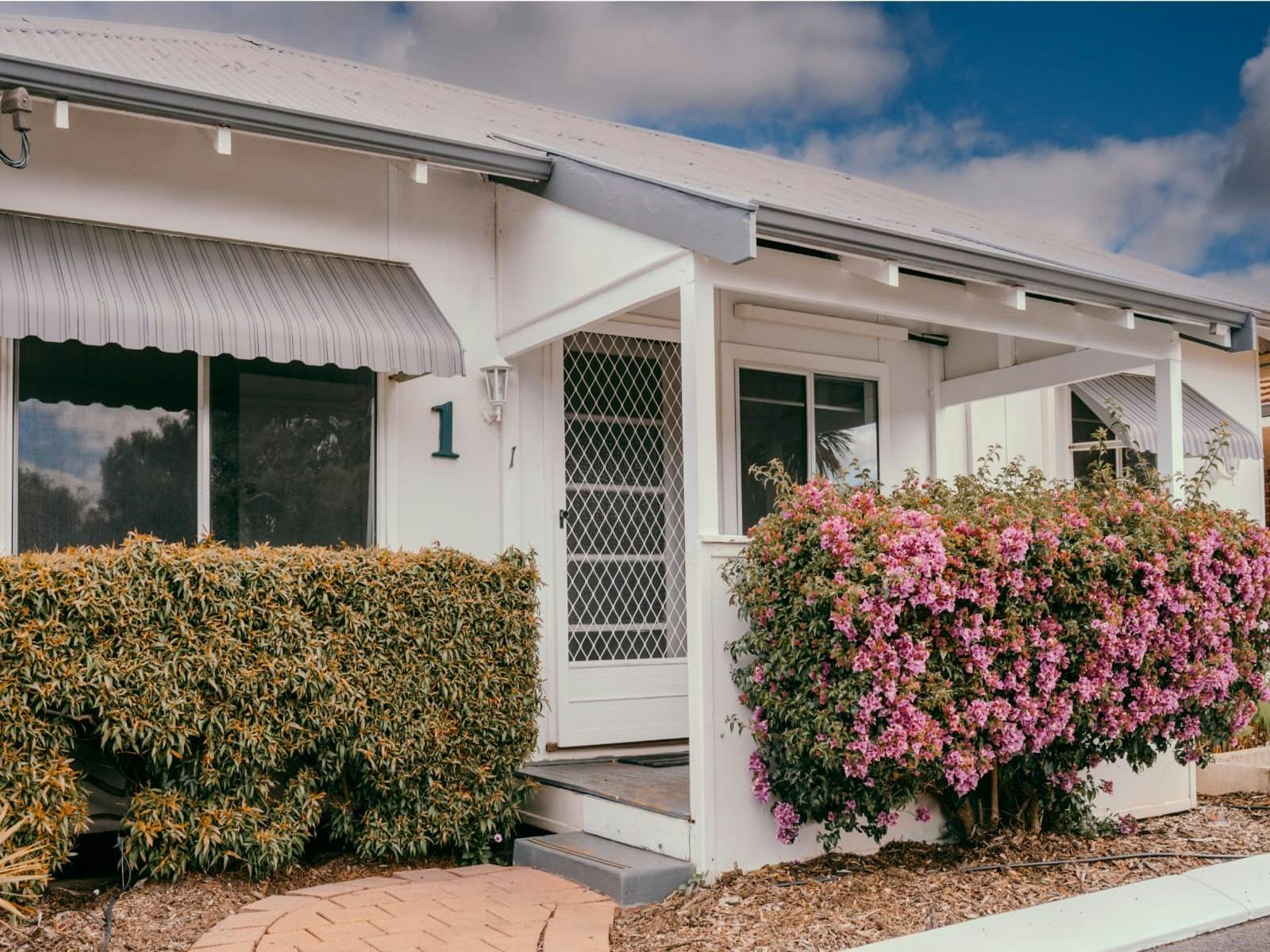 busselton jetty chalets