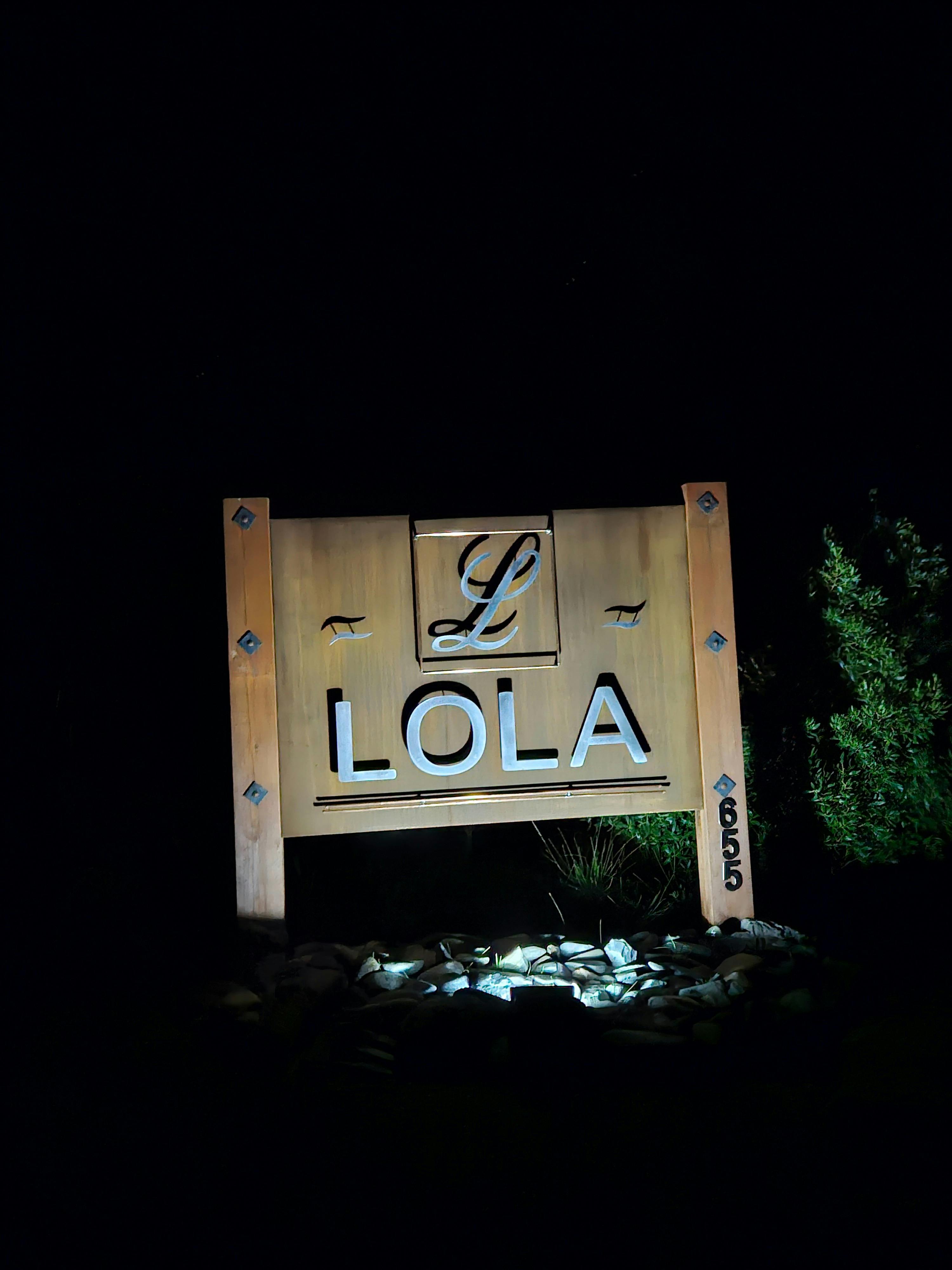 Lola Villa