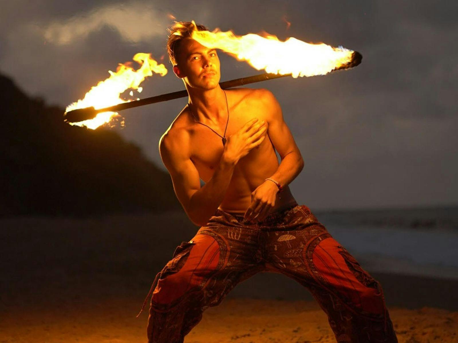 Feast & Flames: Sunset BBQ & Pyroglow Show