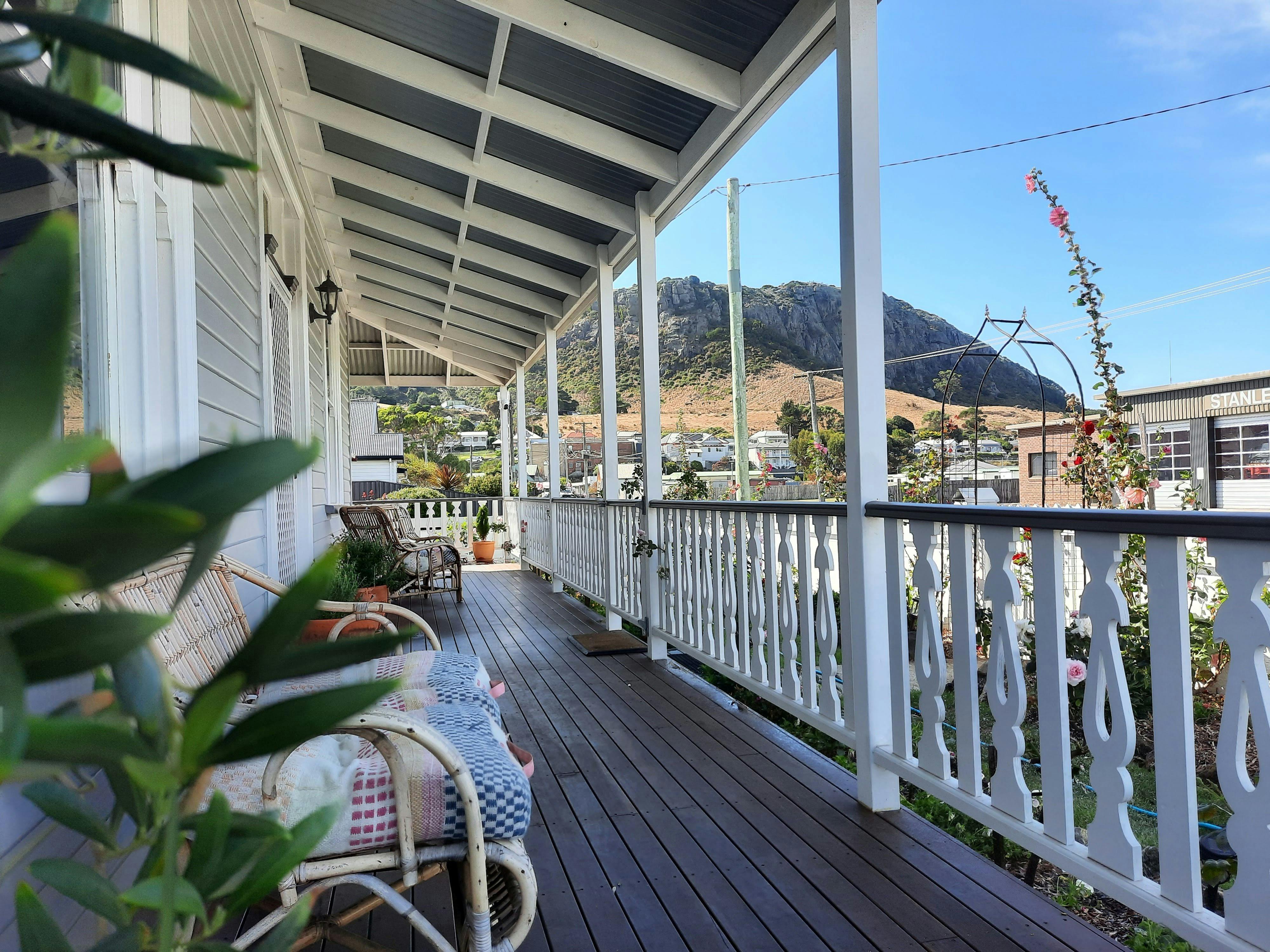 Mariner Rose Bed & Breakfast