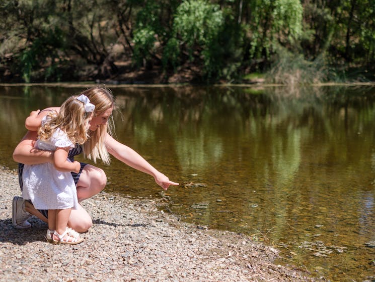 Manilla Weir - Little girl and lady on  adventure