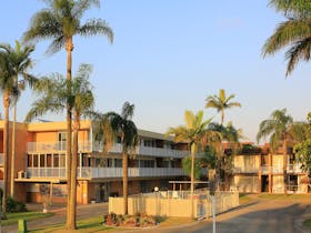 Jadran Motel and El Jays Holiday Lodge