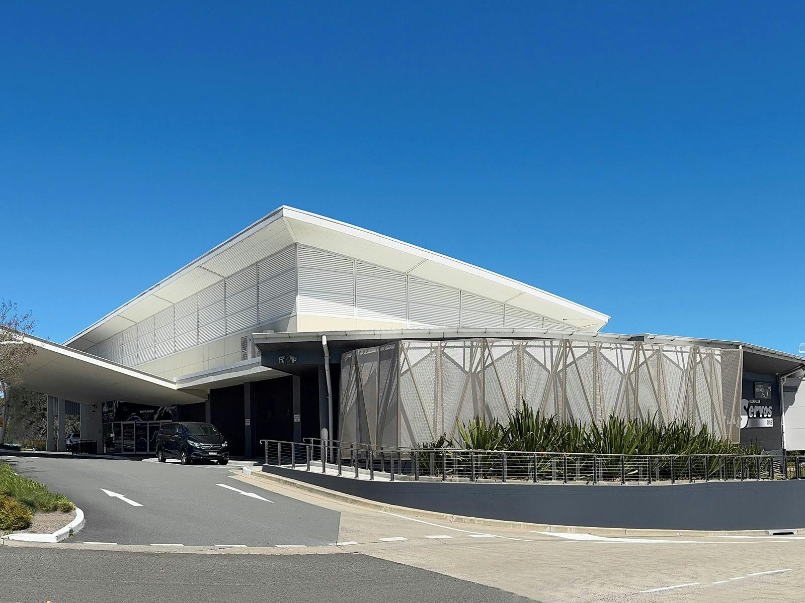 밀턴 울라둘라 엑스서보스