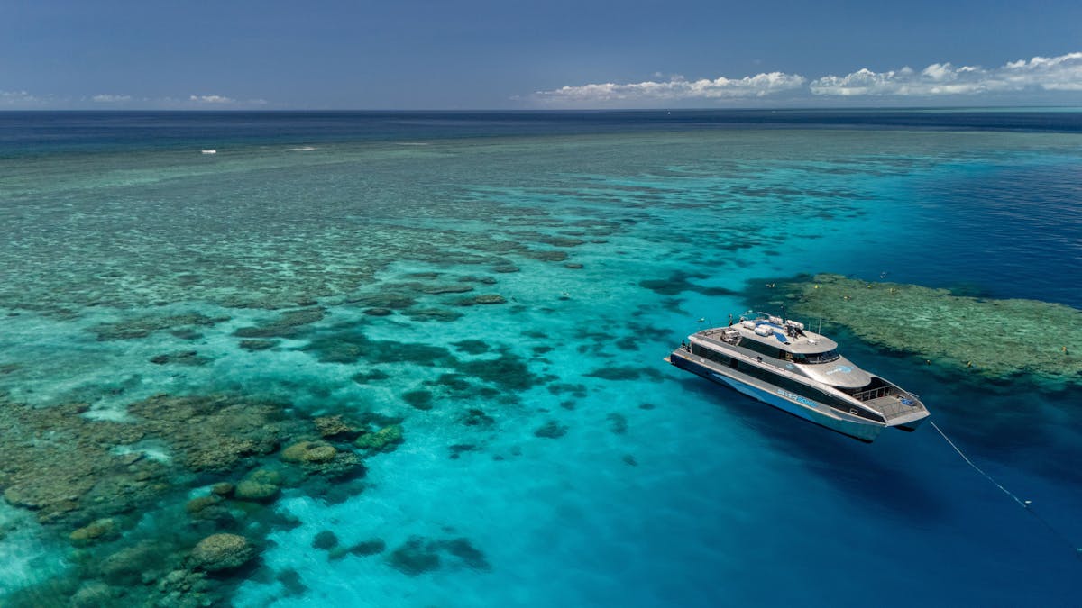aerial of Silversonic at Agincourt Reef