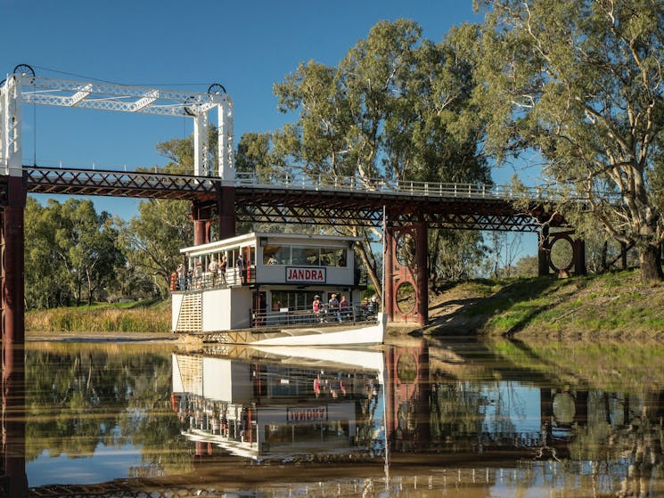 Jandra and Bridge