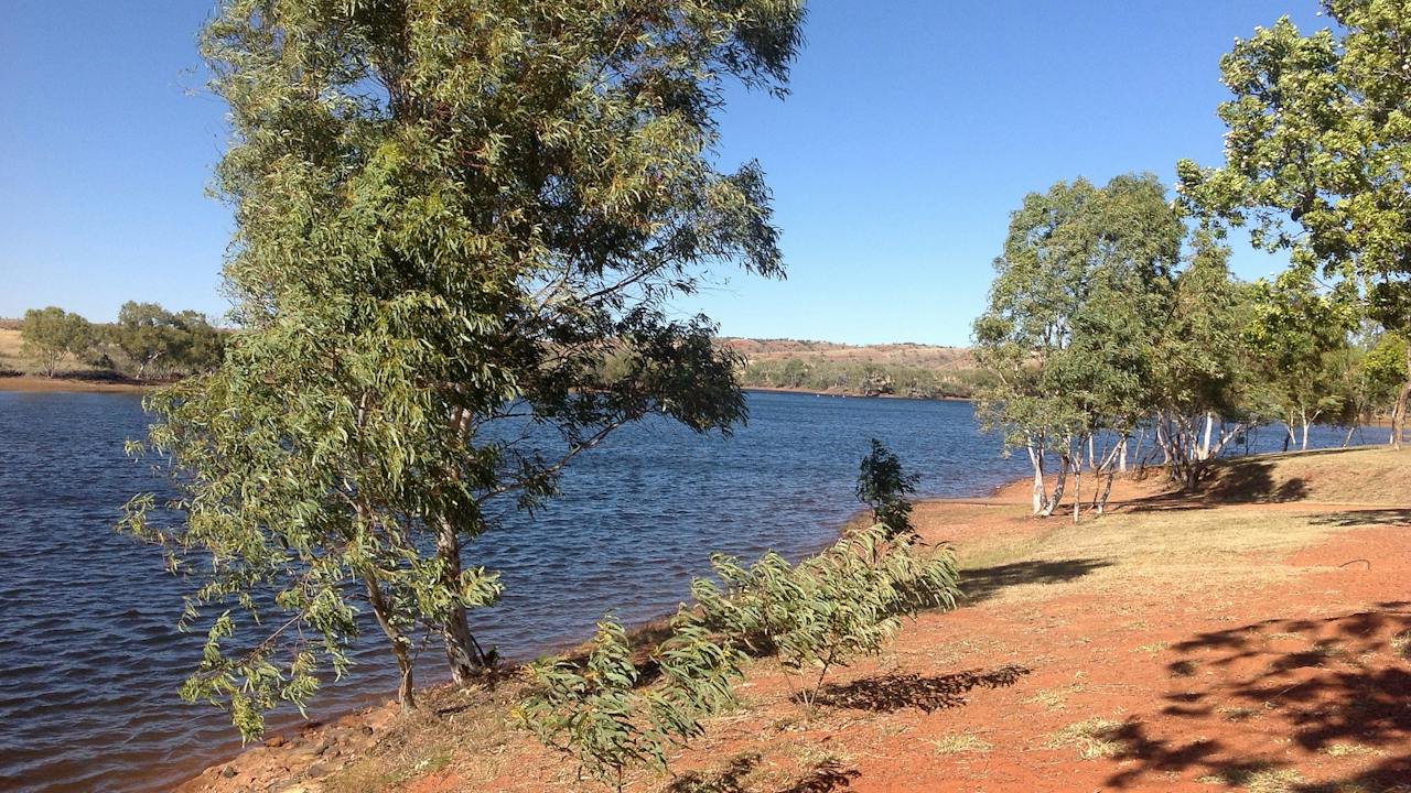 Tingkkarli/Lake Mary Ann