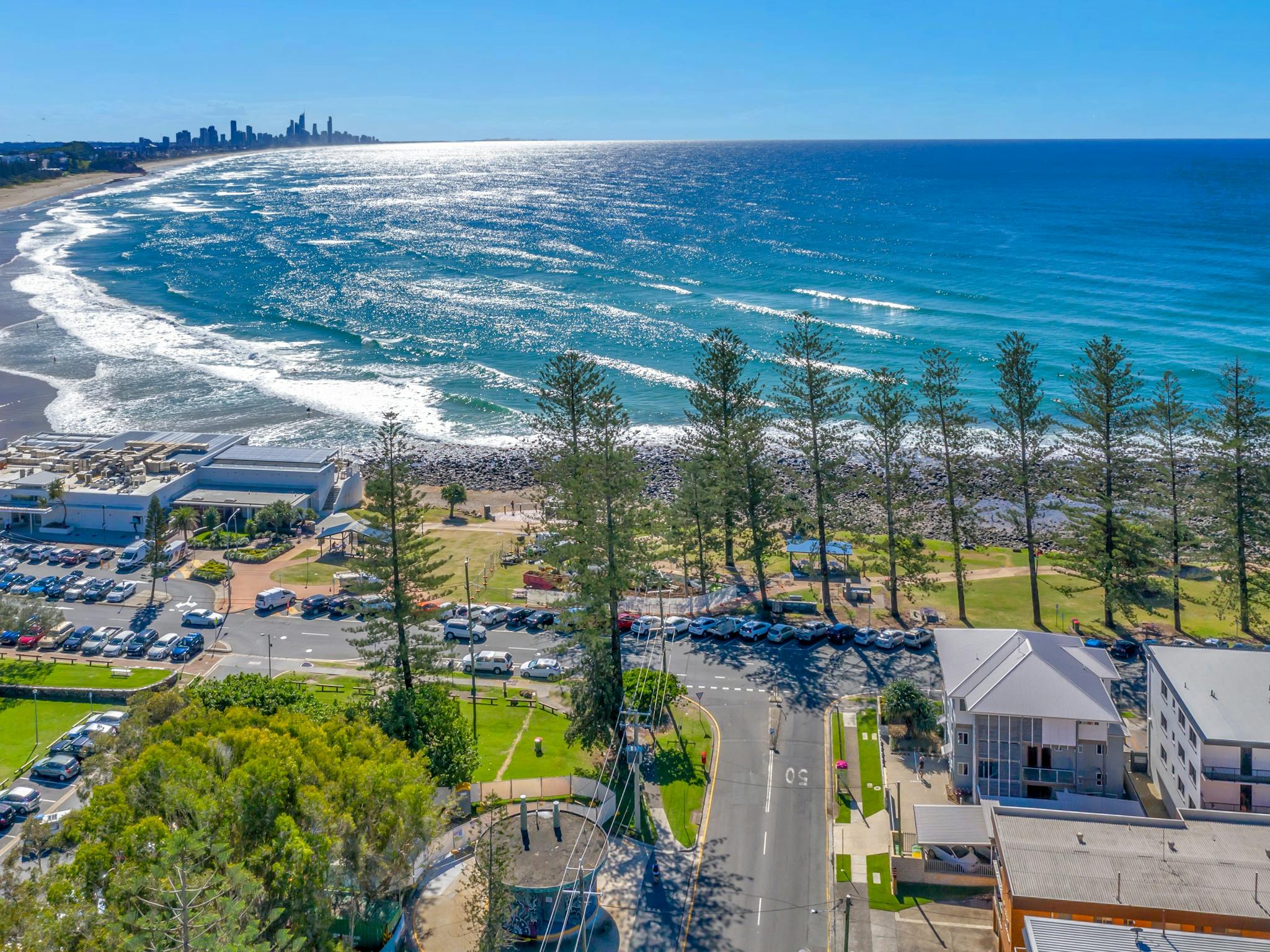 Bujerum Apartments & Burleigh Beach Bujerum Apartments & Burleigh Beach