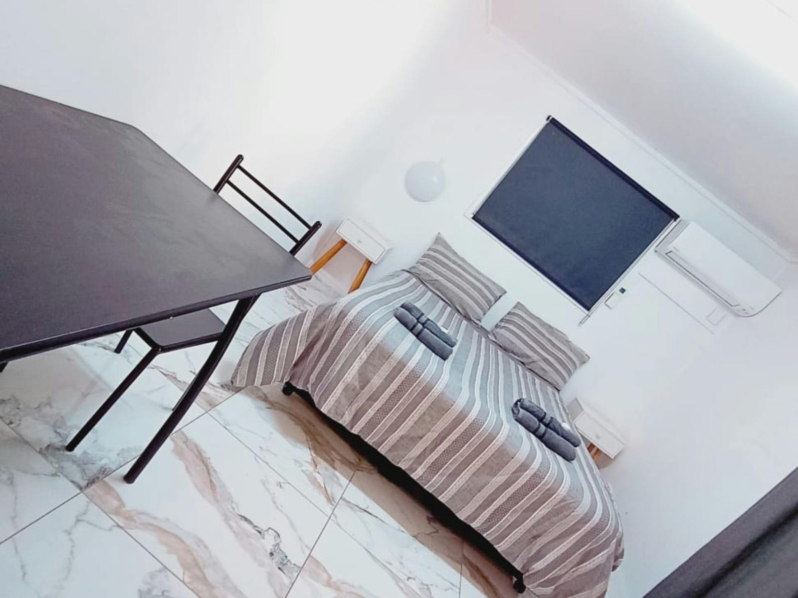 Queen Cabin  Normanton