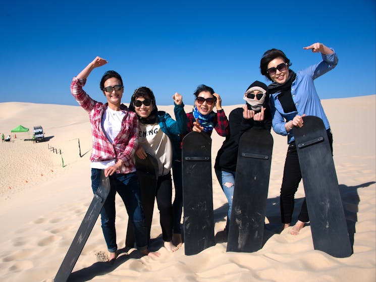 Sandboarding 4WD tours R US Stockton Beach