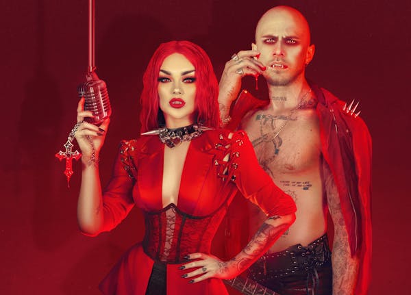 Dracula's: Menagerie (Dinner & Show)